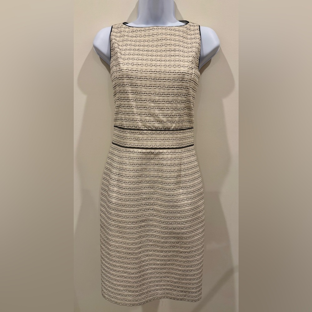 Banana Republic Cream / Black Short Dress